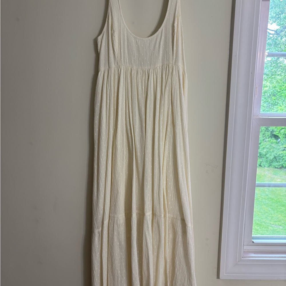 ☀️Urban Outfitters Maxi Dress Cream Textured Lined Scoop Neck Low Back Babydoll